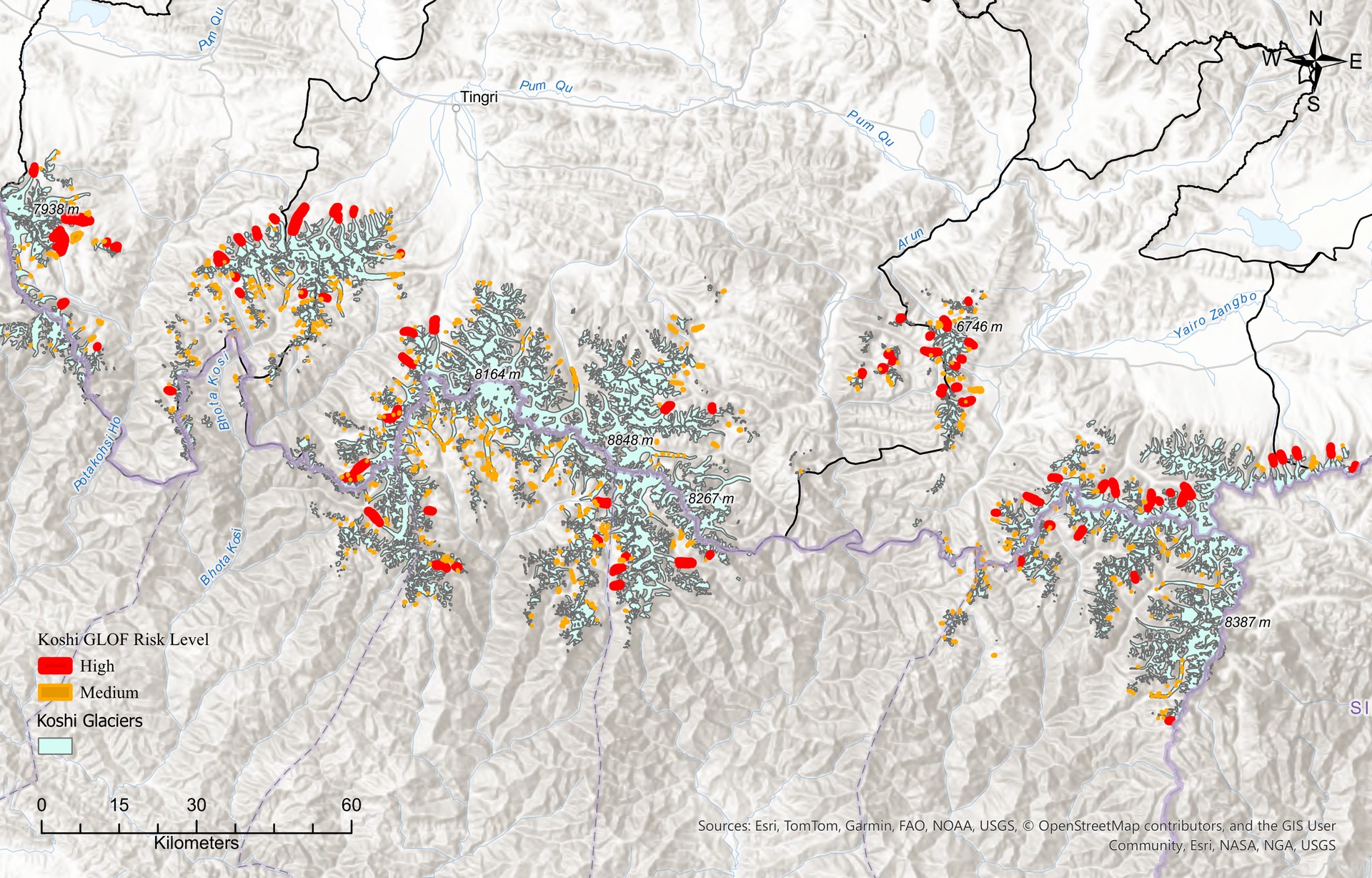 Risk map of the Koshi Basin showing roughly 2,000 glacial lakes scored for outburst-flood risk, with high-risk lakes in red clustered along the glaciated spine of the Himalaya.